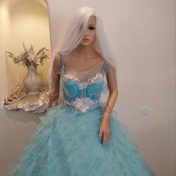 "MARINA" Ocean Blue & White Boho Wedding Ballgown Set - Picture 14 of 15